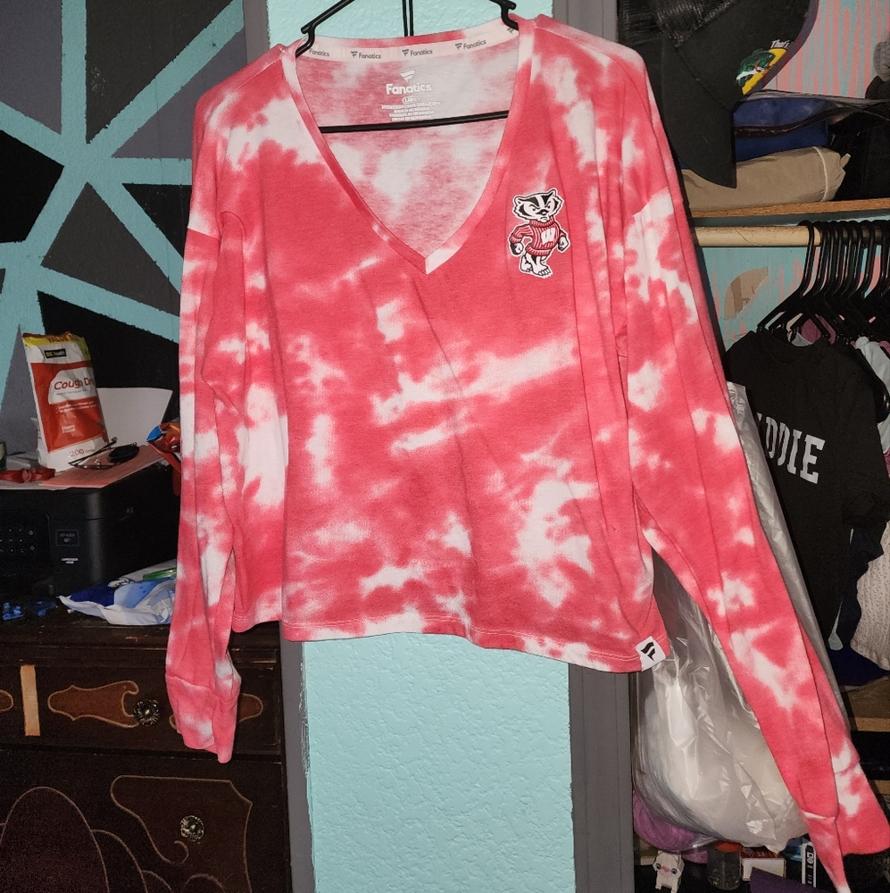 Fanatics Red and White Tie-Dye V-Neck Long Sleeve Shirt